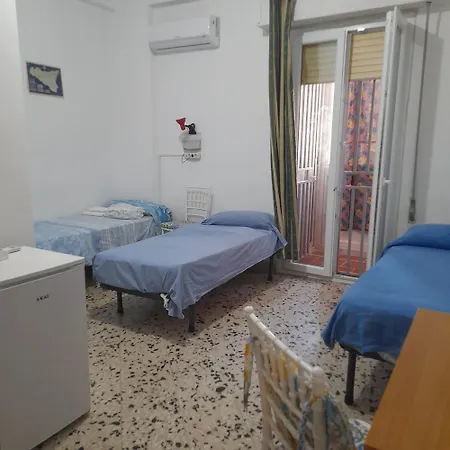 Desire'- Le Caprice 3* Palermo