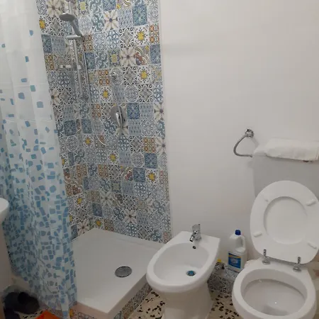 Pensjonat Desire'- Le Caprice 2*