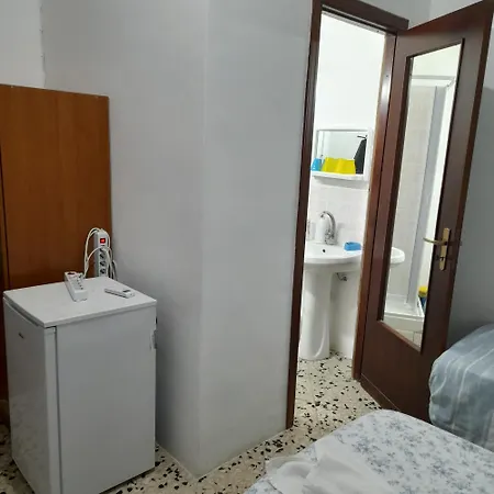 Desire'- Le Caprice 2* Palermo