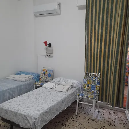 Desire'- Le Caprice 2* Palermo