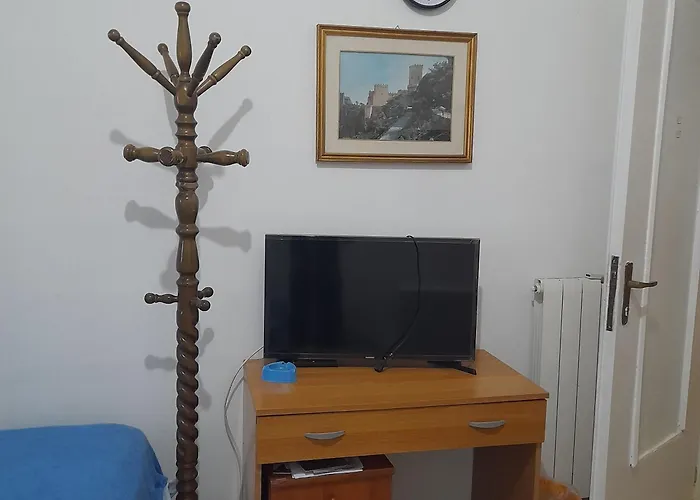 Desire'- Le Caprice 2*